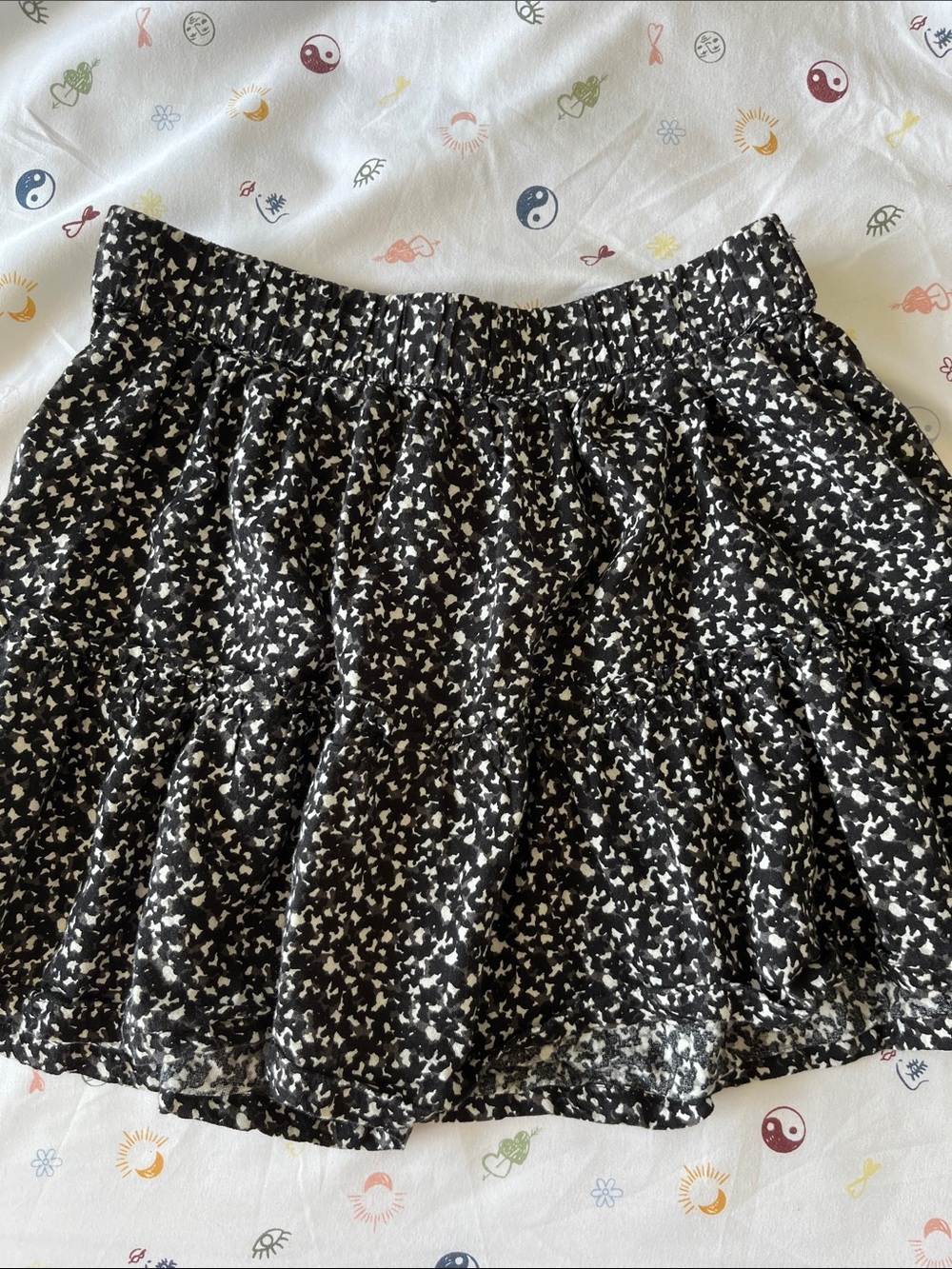 GAP Kids Black and White Printed Ruffle Skirt